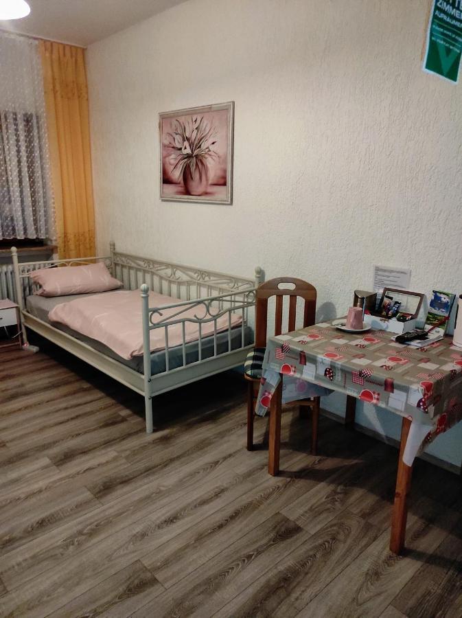 Hotel Pension Waldhof Зіммерн Номер фото